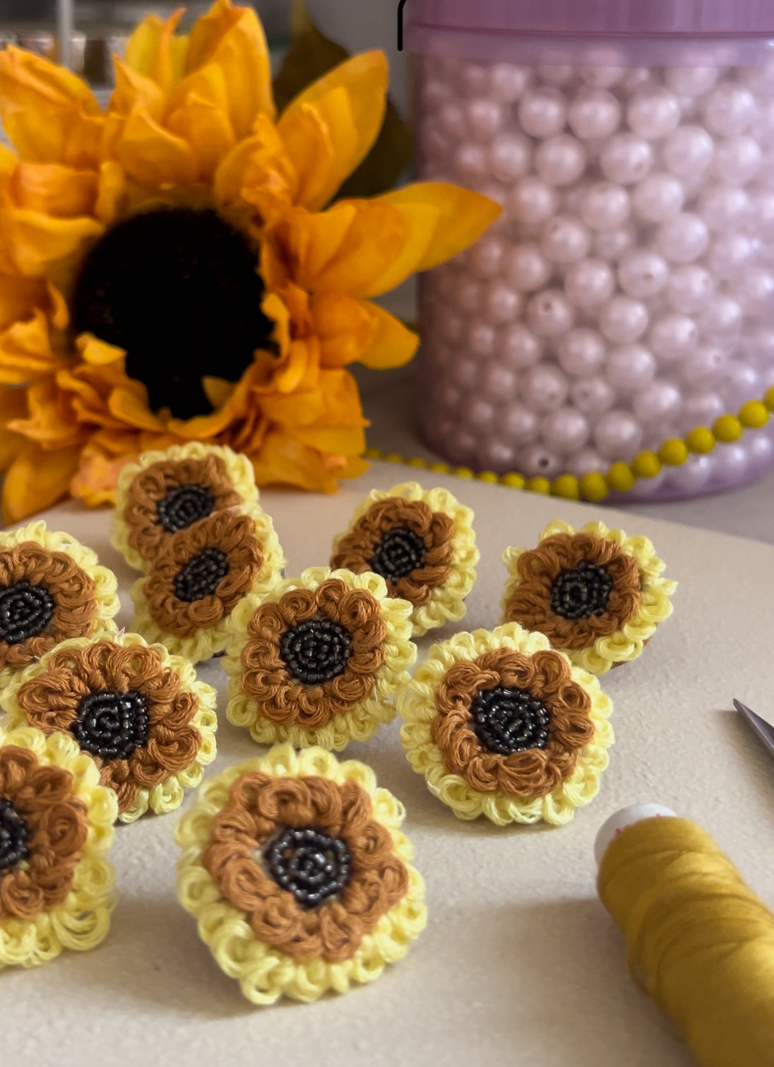 Sunflower stud earrings by kihoy